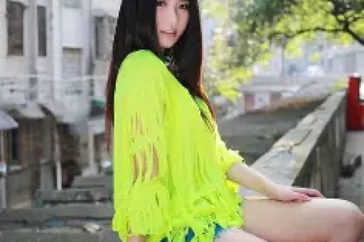 郭美美秘史：一个美女网红的堕落史